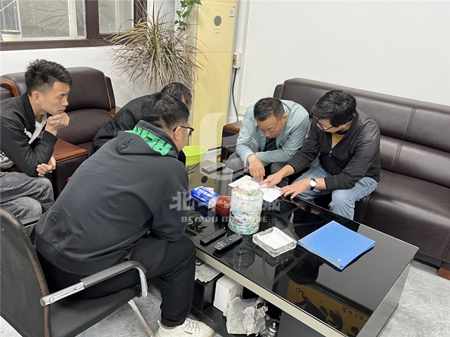 高標(biāo)準(zhǔn)定制！木材炭化機深受廣東客戶喜歡